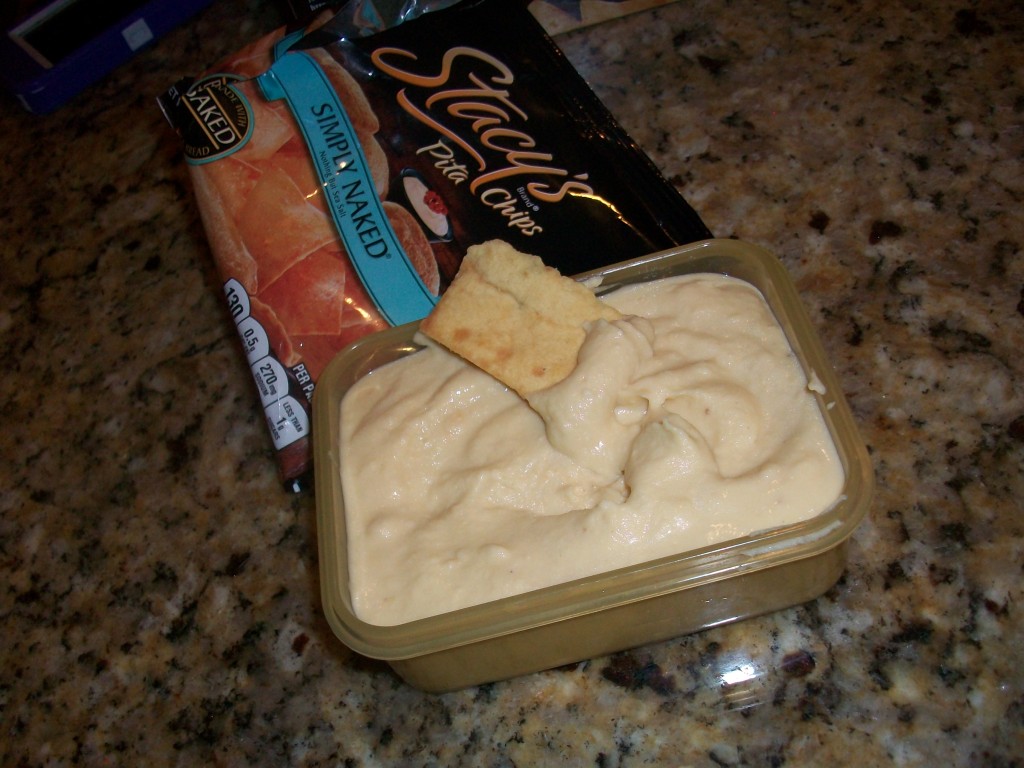 pita chips and hummus